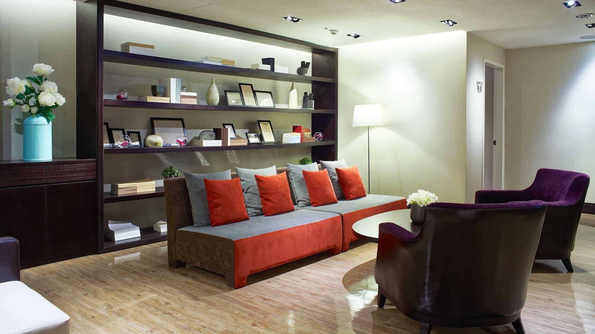 53 Hotel Taichung Exterior foto